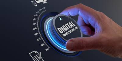 How Digital Transformation Courses Keep Leaders Ahead of the AI and Tech Game